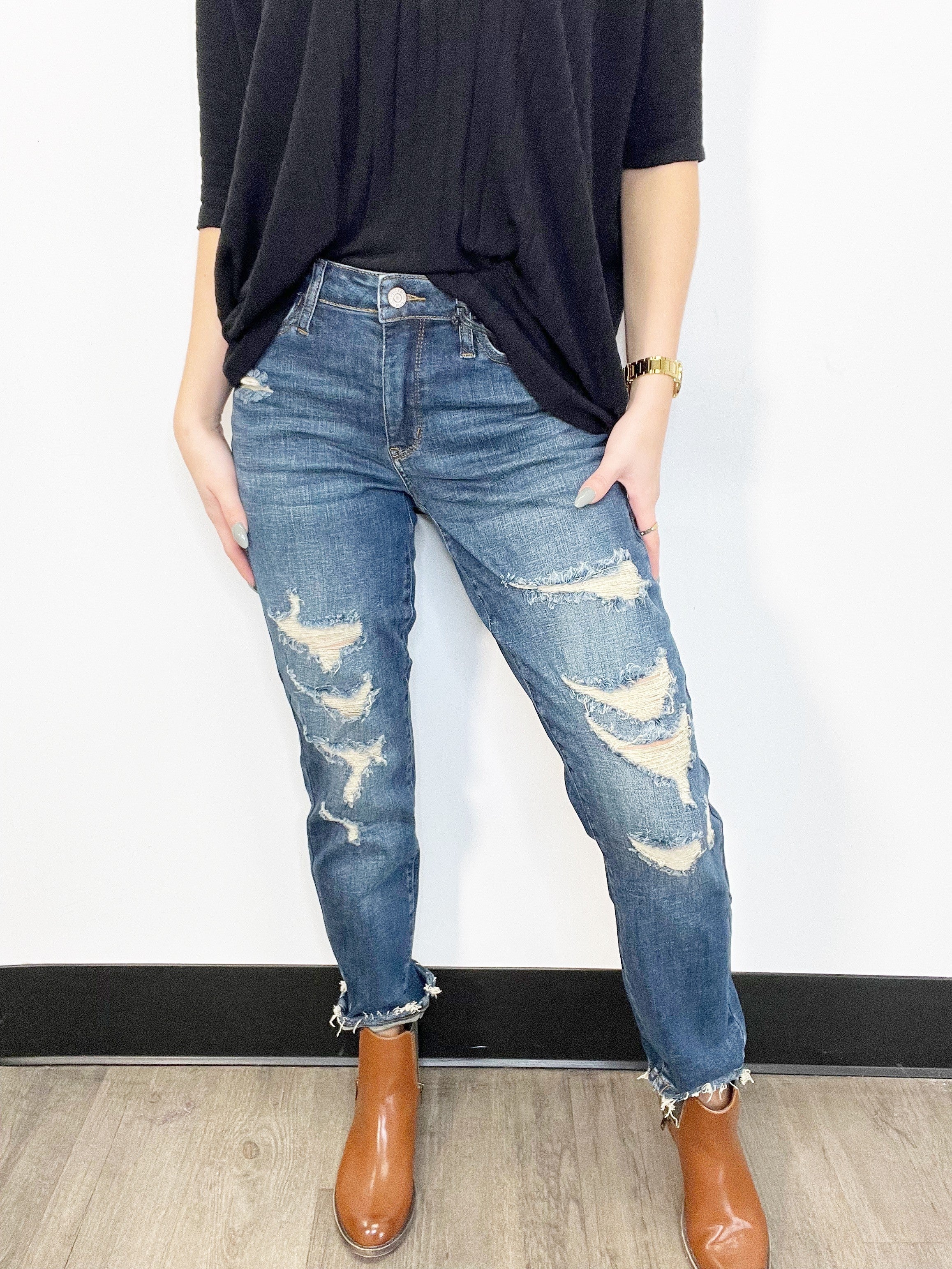 BLUER★W's DESTROYED CRUSH DOUBLE LINE WASHING DENIM PANTS MUSINSA | BLR Destroyed Crush Double Line Washing Denim Pants