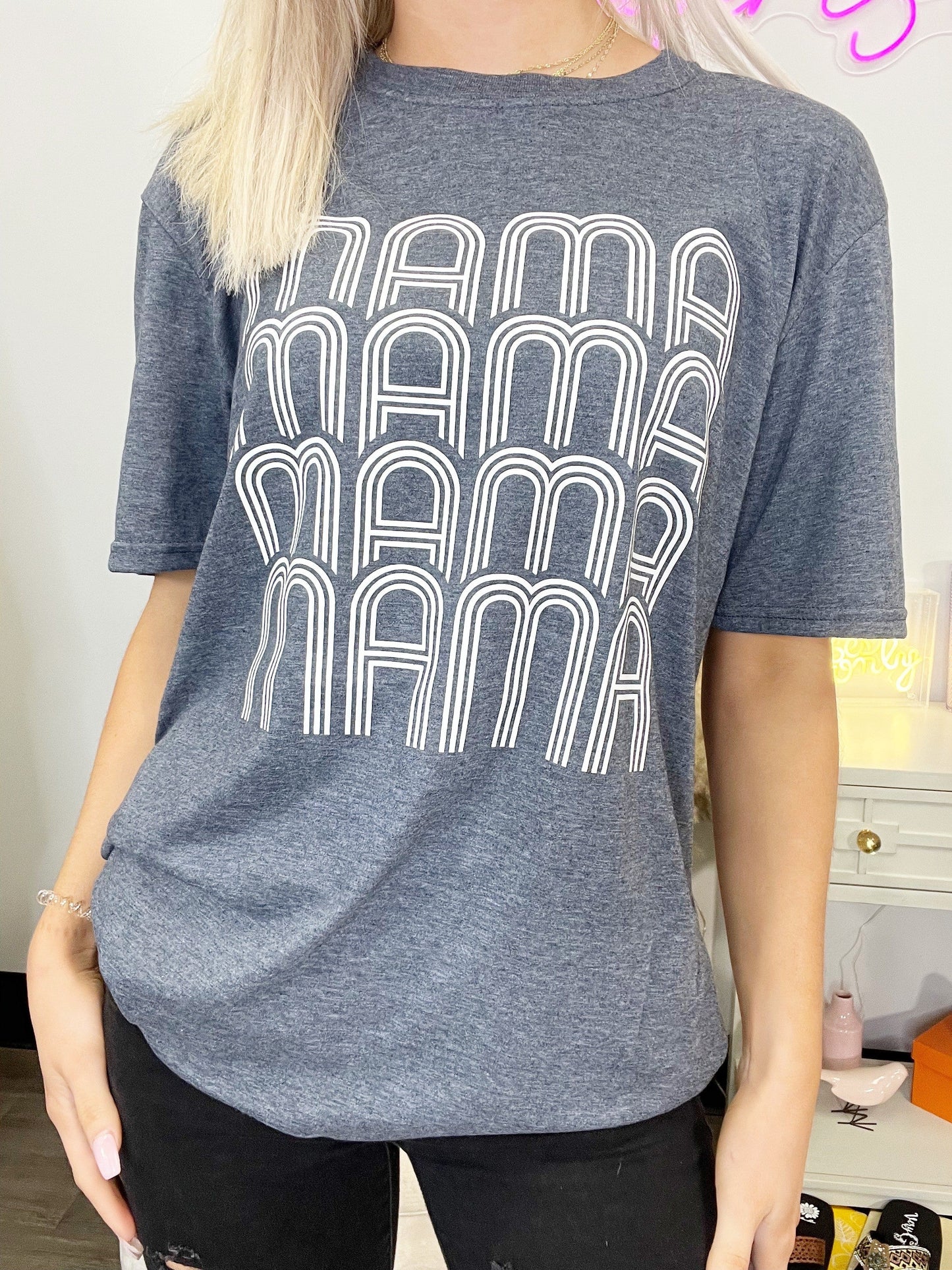 Mama Graphic Tee