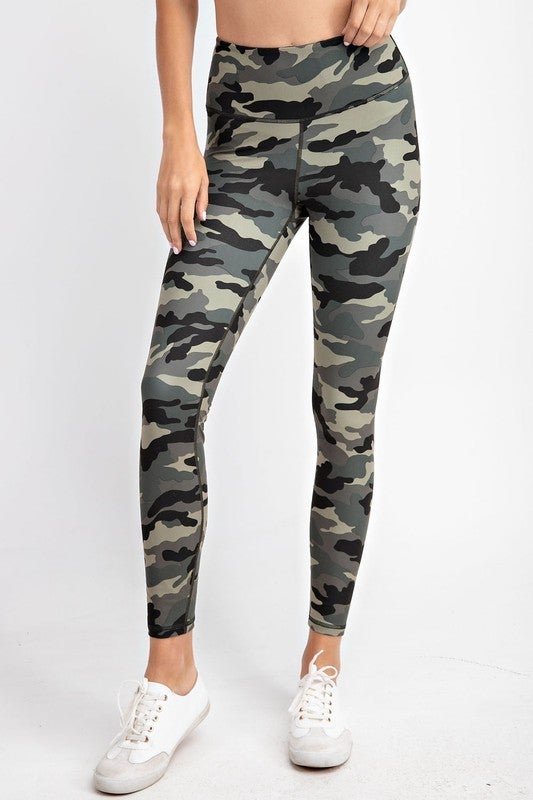 Camo Yoga Leggings in Olive